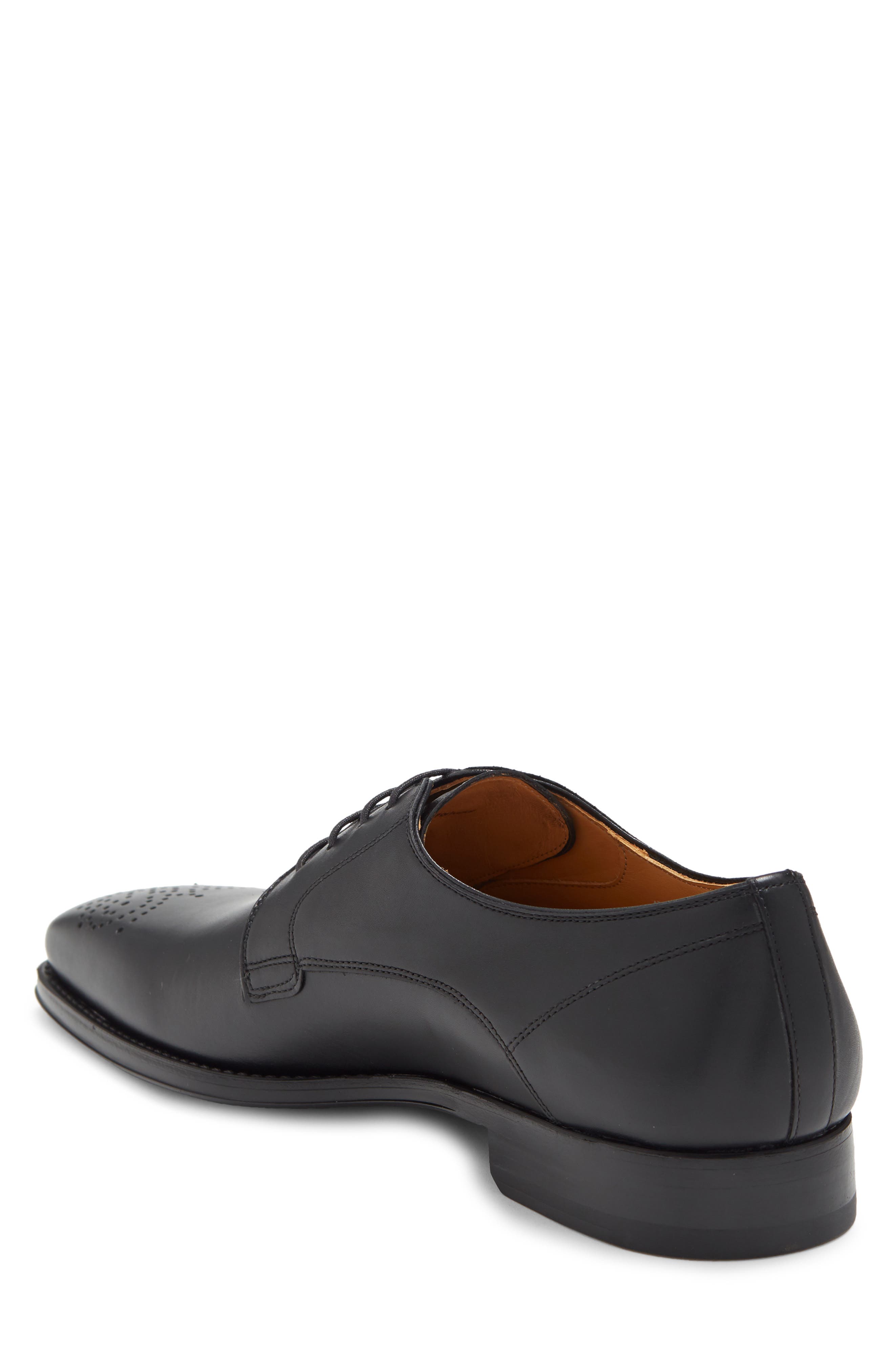 Magnanni Knight Brogue Dress Shoe, Alternate, color, 