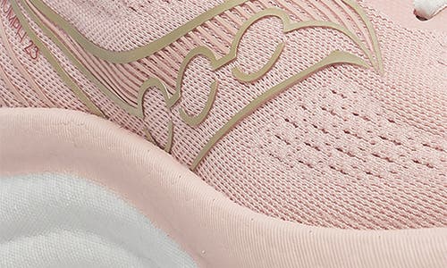Saucony Triumph 23 Running Shoe In Pink