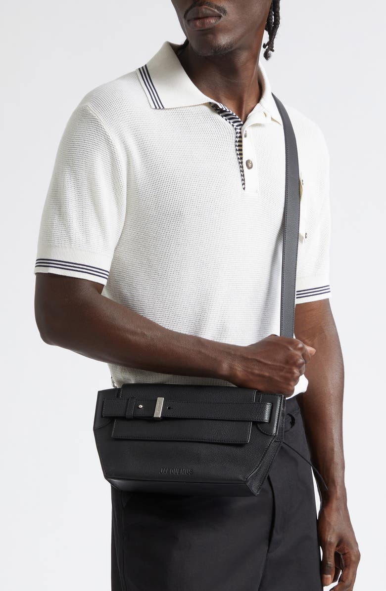 Jacquemus Le Messenger Capri Leather Crossbody Bag, Alternate, color, Black