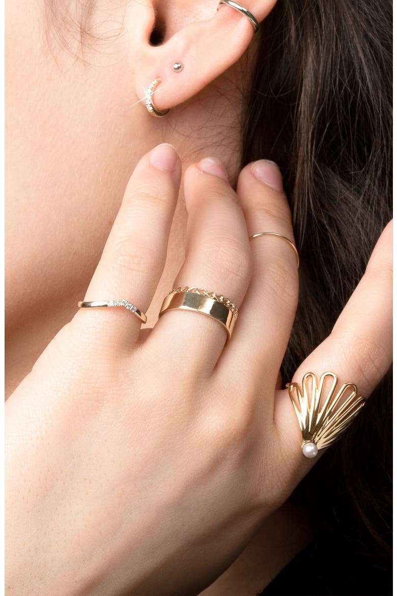 Modern Cigar Band Ring, Alternate, color, Gold