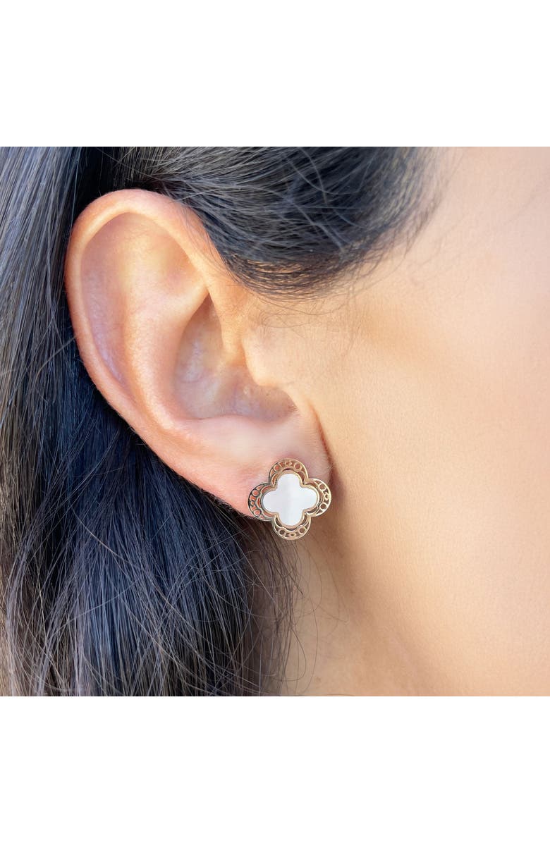 The Lovery Fine Jewelry Mother of Pearl Lace Clover Stud Earrings, Alternate, color, Mother Of Pearl