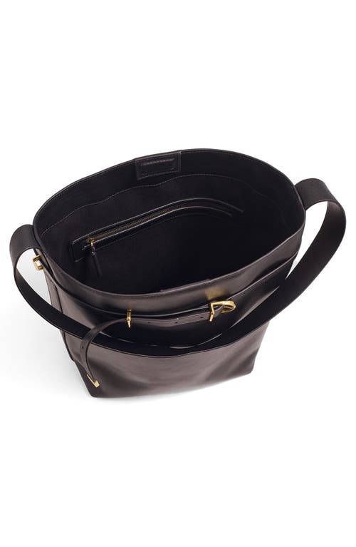 Madewell The Essential Belted Bucket Tote In Black
