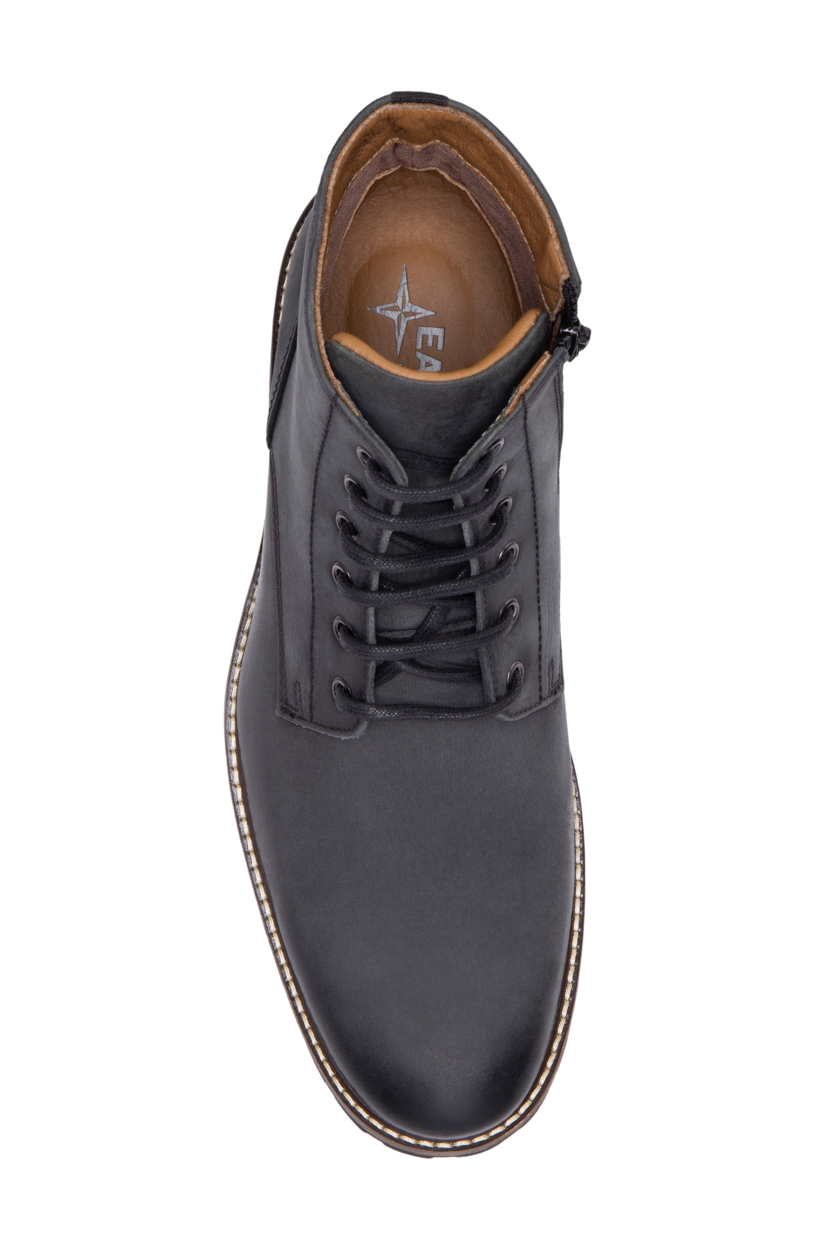 Eastland Hoyt Lace-Up Boot, Alternate, color, Black