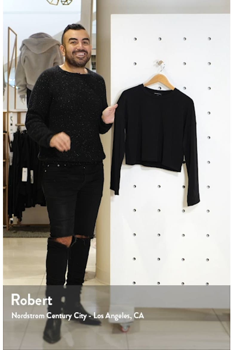 Tunnel Sleeve Crop Pullover video