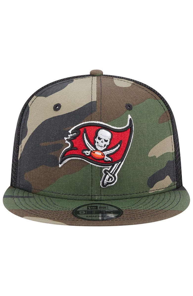 New Era Men's New Era Camo Tampa Bay Buccaneers Classic Trucker 9FIFTY Snapback Hat, Alternate, color,