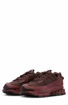 Nike Zoom Vomero Roam Winterized Sneaker