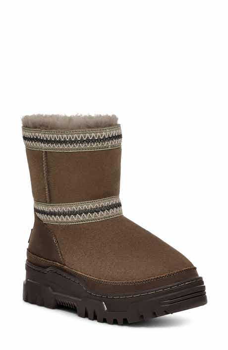 UGG® Classic Short TrailGazer Boot