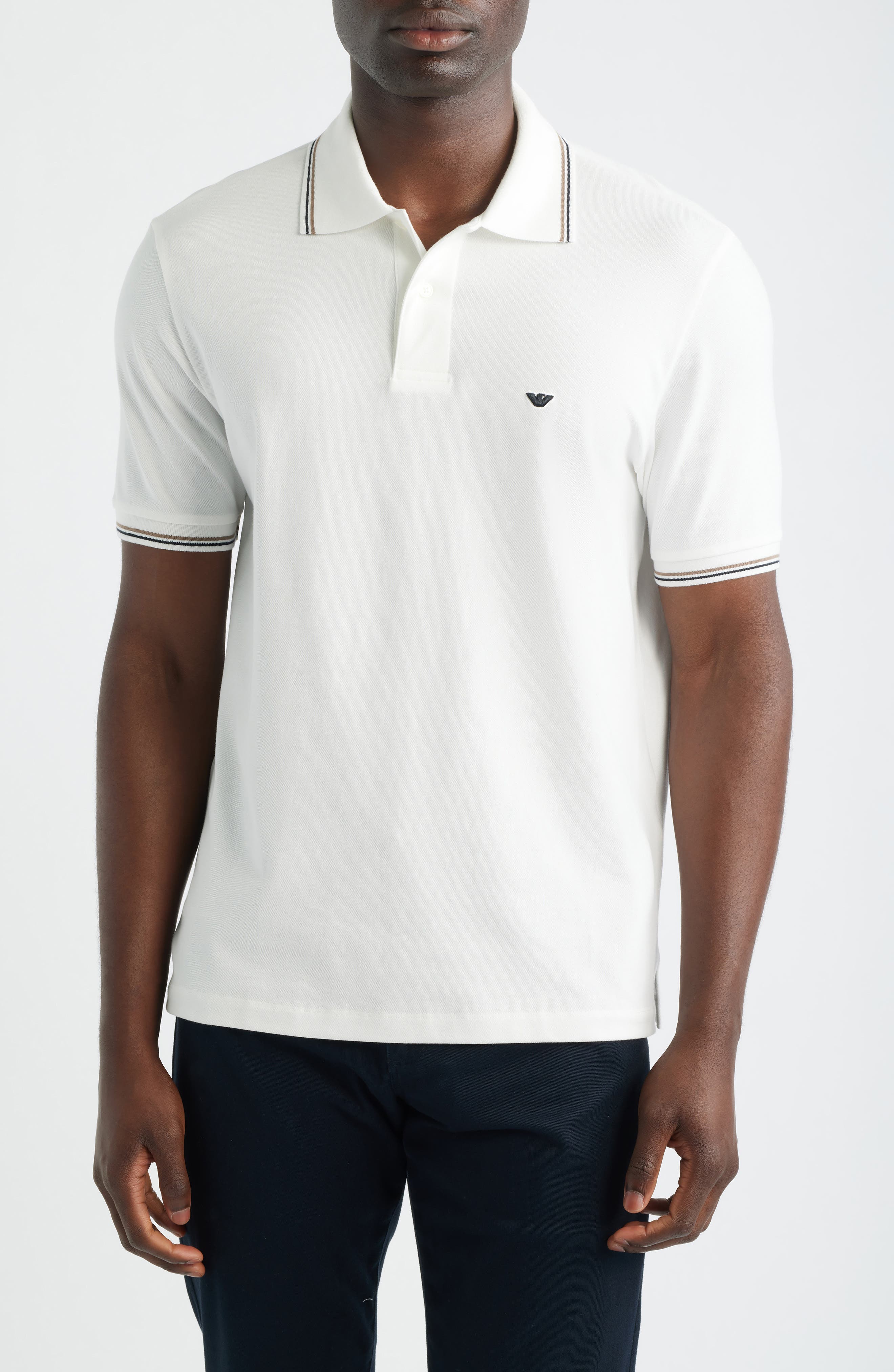 SOLID WHITE