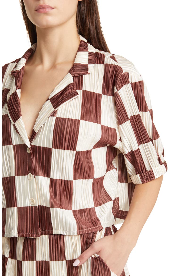 Est La Vie Plissé Top & Skirt Set, Alternate, color, MOCHA LATTE