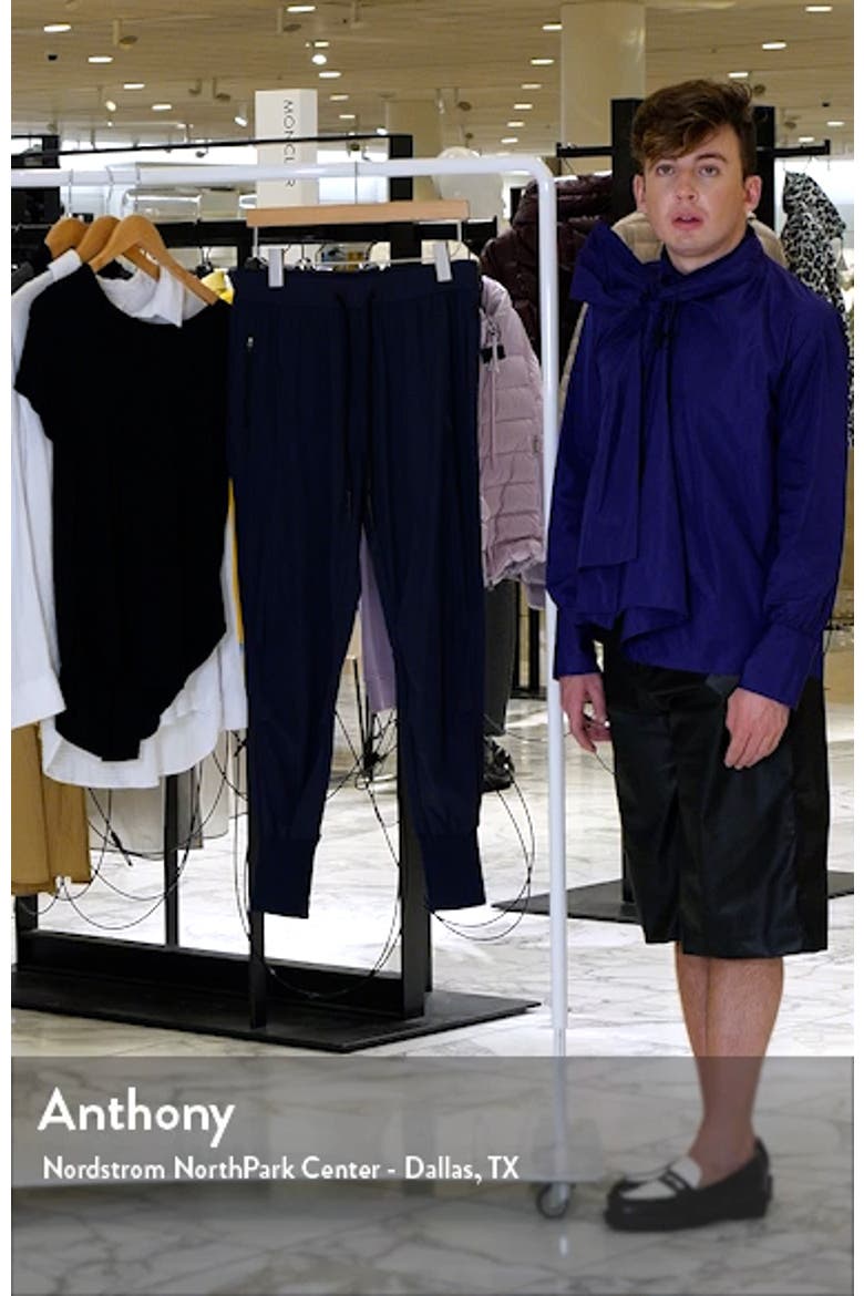 TETRA-LITE™ Water Repellent High Rib Joggers video