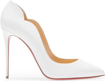 Hot Chick Scallop Pointed Toe Pump