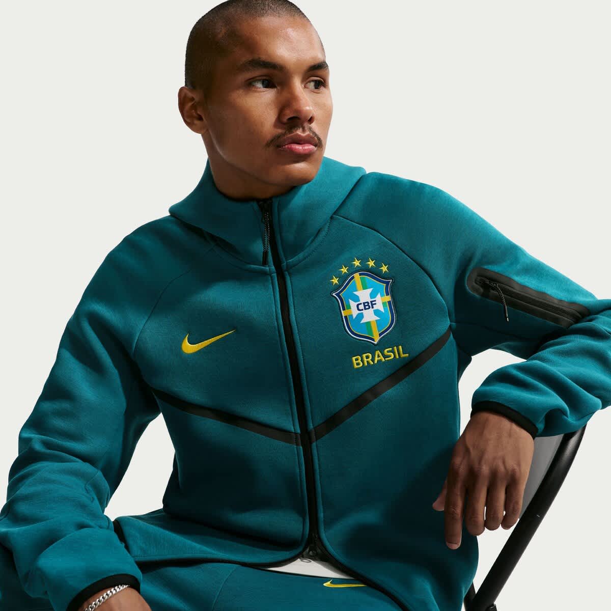 Men's Nike Green Brazil National Team 2026 Tech Fleece Windrunner
