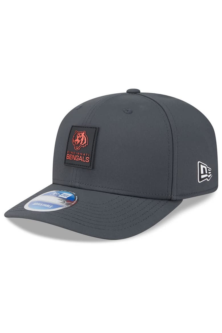 Men's New Era Charcoal Cincinnati Bengals 2025 Sideline Cold Weather 9SEVENTY Adjustable Hat, Main, color, Charcoal