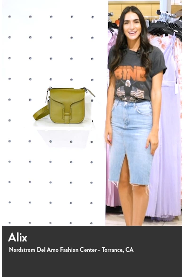 Courier Leather Convertible Bag video