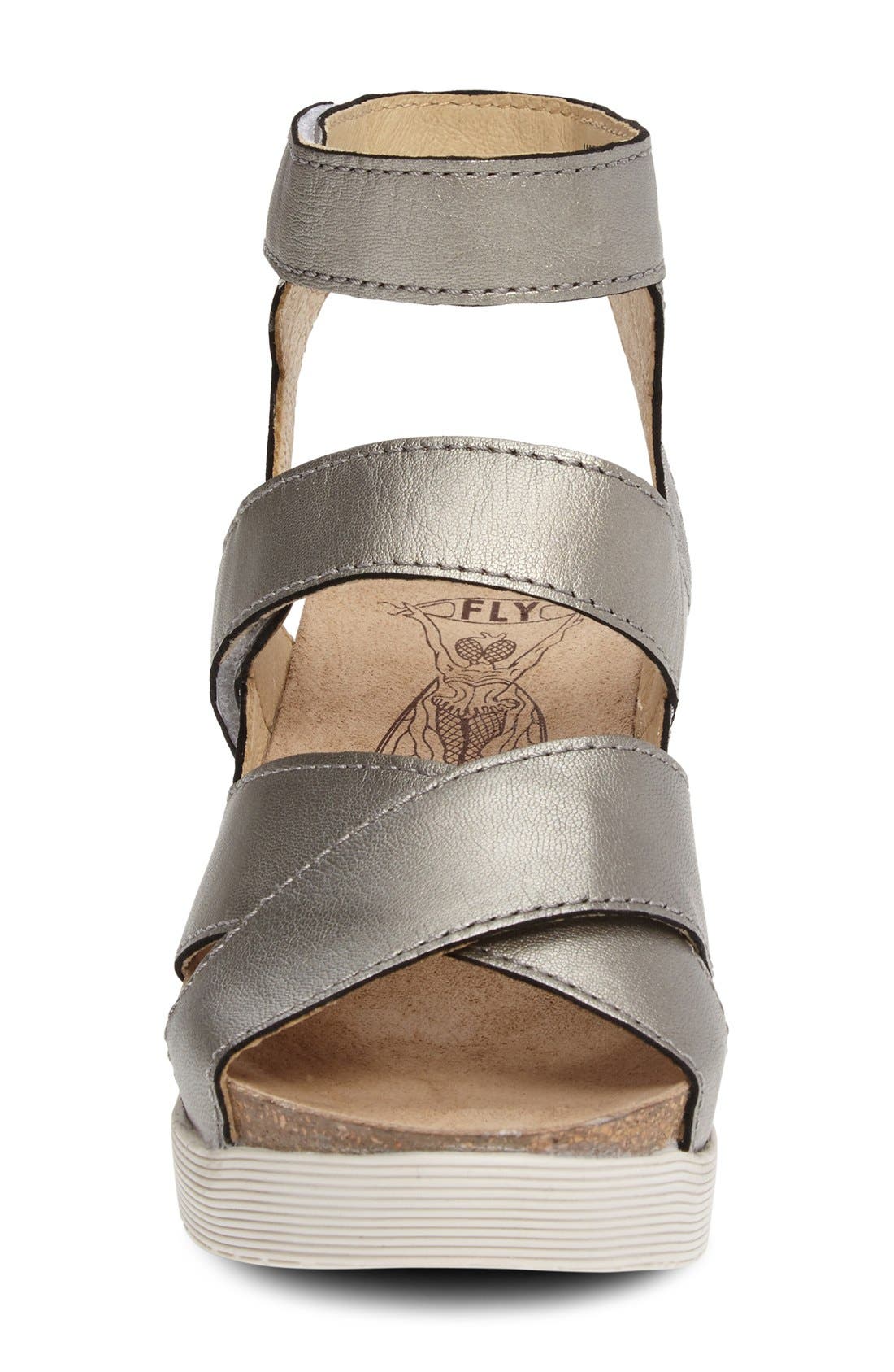 'Wege' Leather Sandal, Alternate, color, 022 PEARL COOL