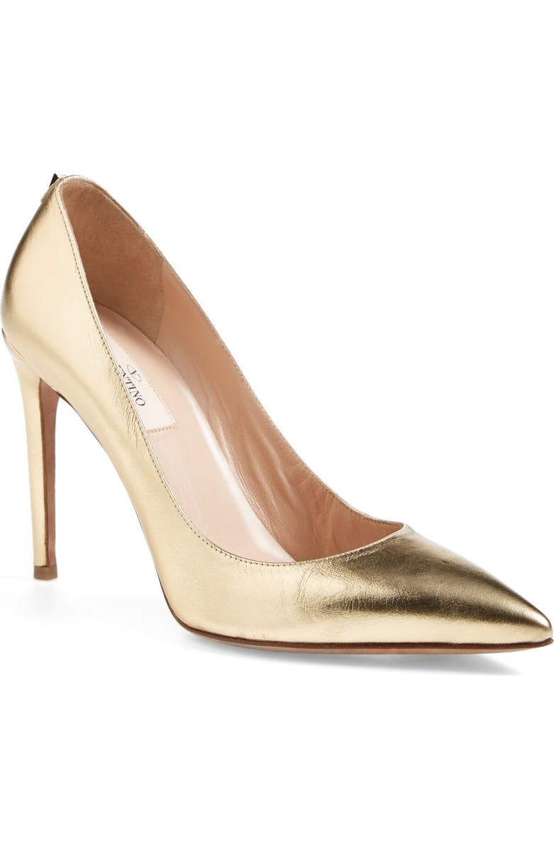 Valentino Garavani 'Rockstud' Pump, Main, color,
