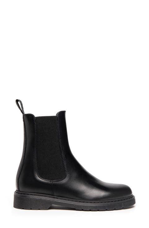 Chelsea Boot (Women)