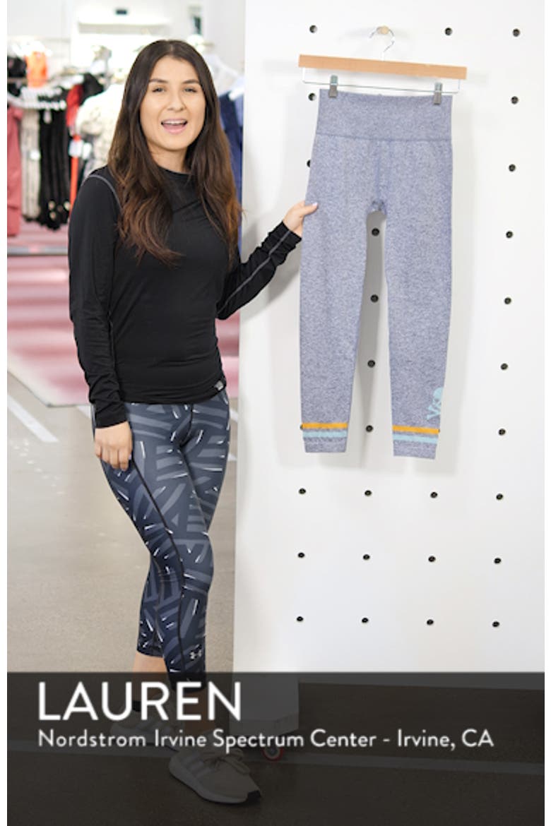 Seamless Skull Jacquard Tights video