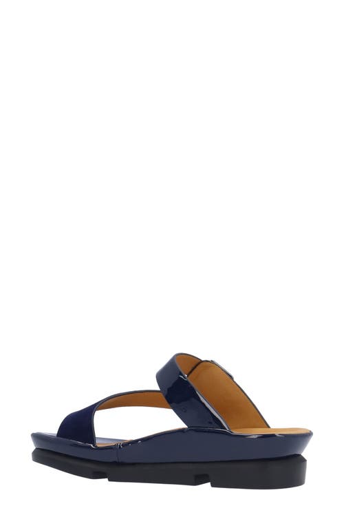 L'amour Des Pieds Alanza Toe Loop Sandal In Dk