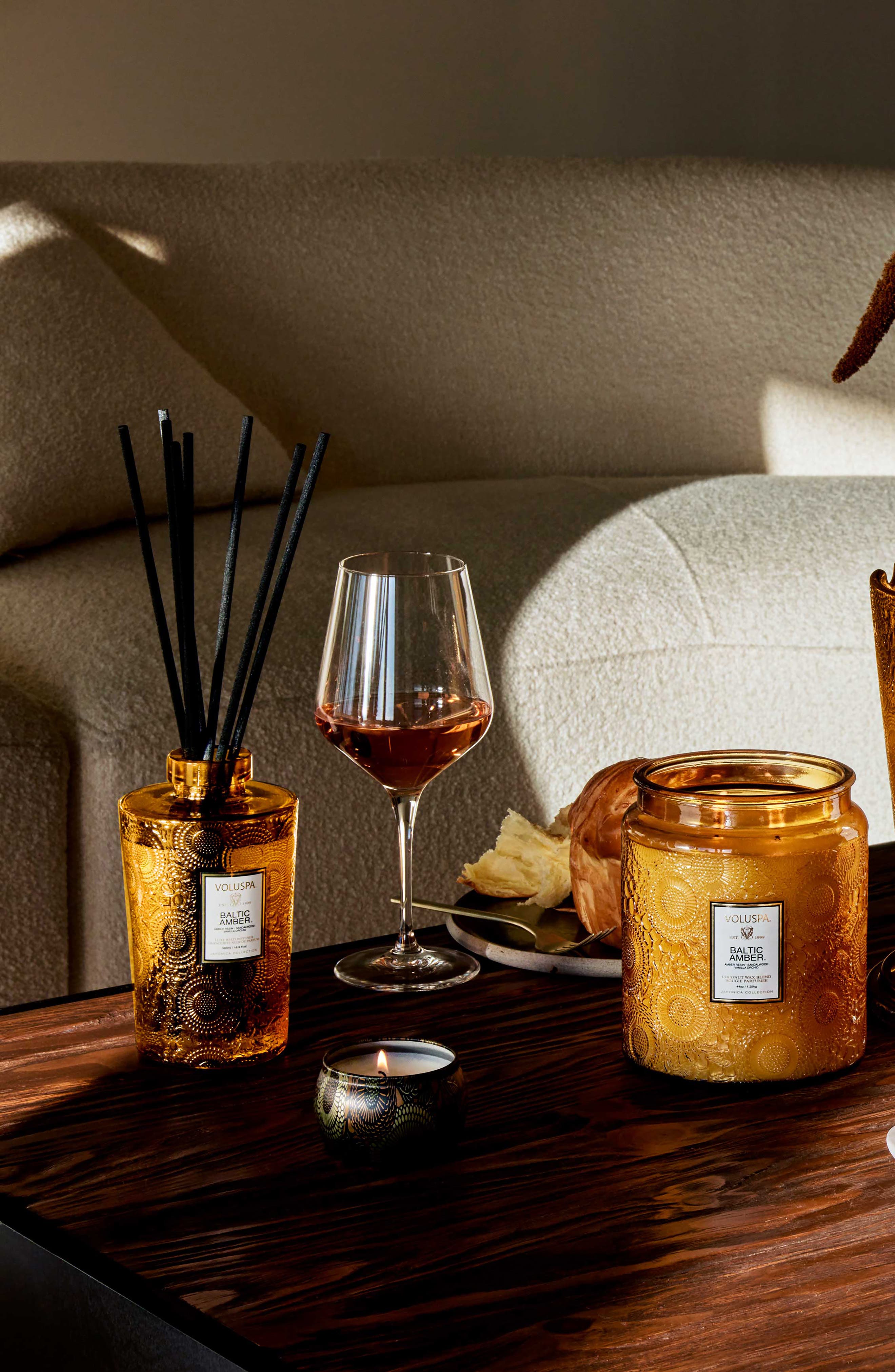 Voluspa Baltic Amber Diffuser Refill - Thumbnail 2