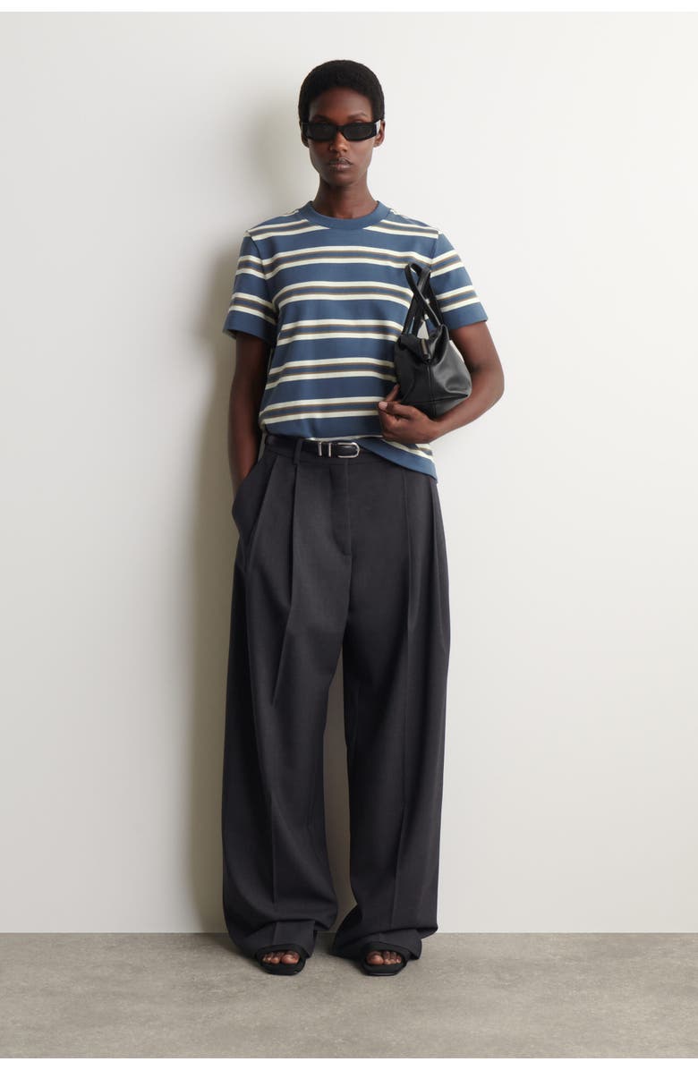 COS Clean Cut T-Shirt, Alternate, color, Navy