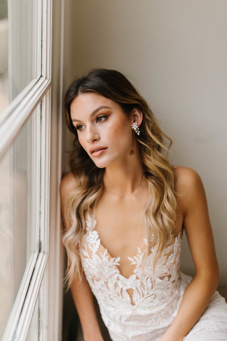 Bridal Earrings, Alternate, color, Gold