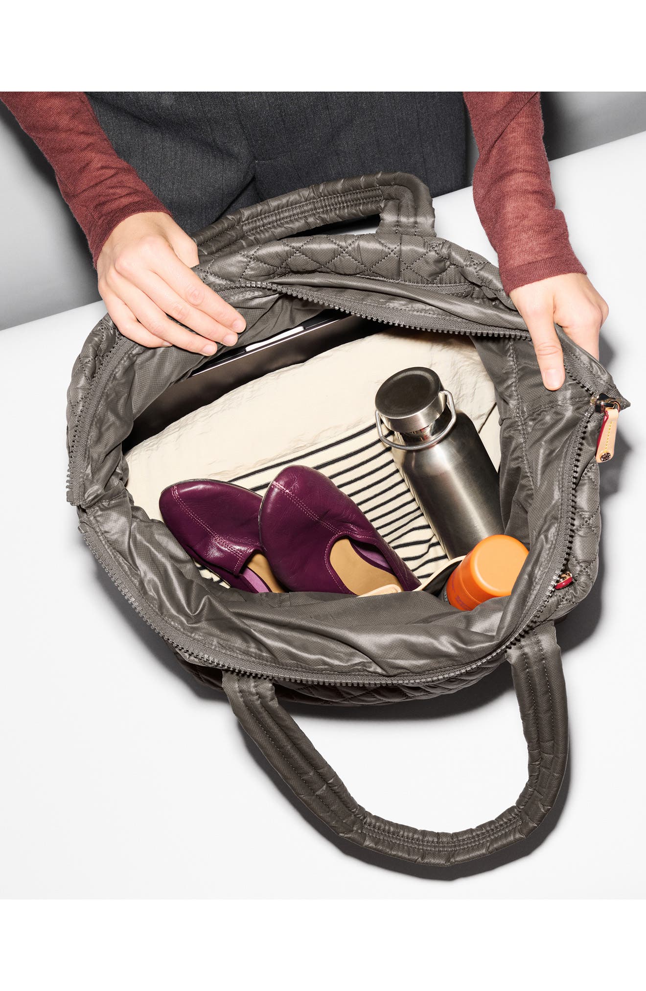 Large Metro Deluxe Quilted Nylon Tote, Alternate, color, MAGNET