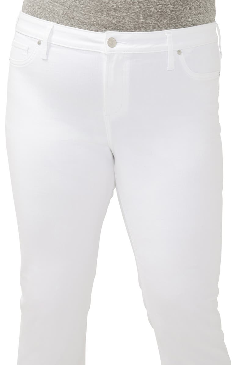 Silver Jeans Co. Elyse Curvy Mid Rise Capri Jeans, Alternate, color, White