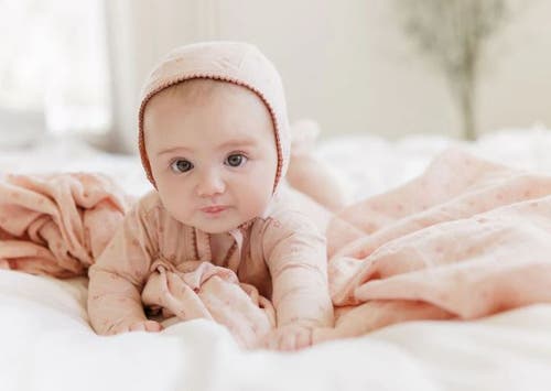 Ely's & Co. Aurora Classics Diamond Print Collection In Pink