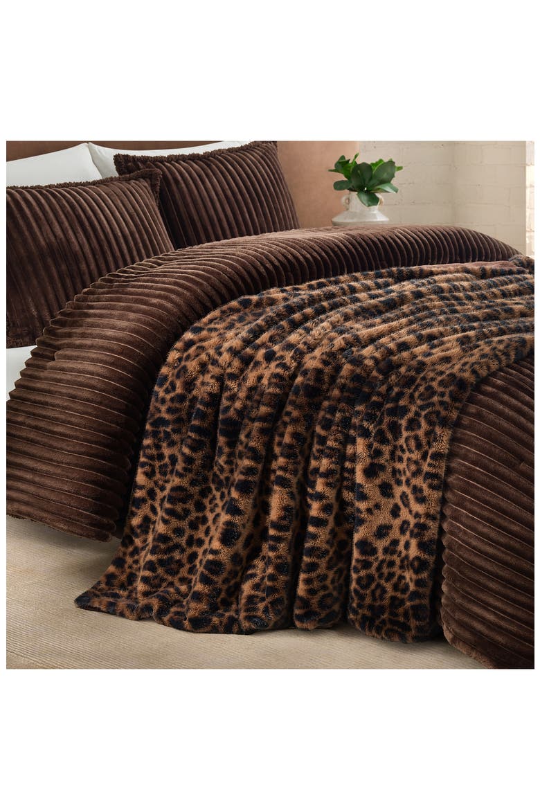 Everett Faux Fur Throw Blanket, Alternate, color, BLACK LEOPARD
