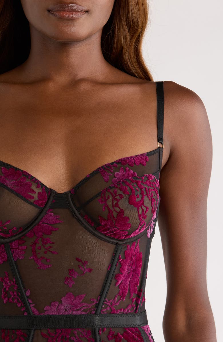 KILO BRAVA Floral Flocked Underwire Teddy, Alternate, color, Black-Boysenberry