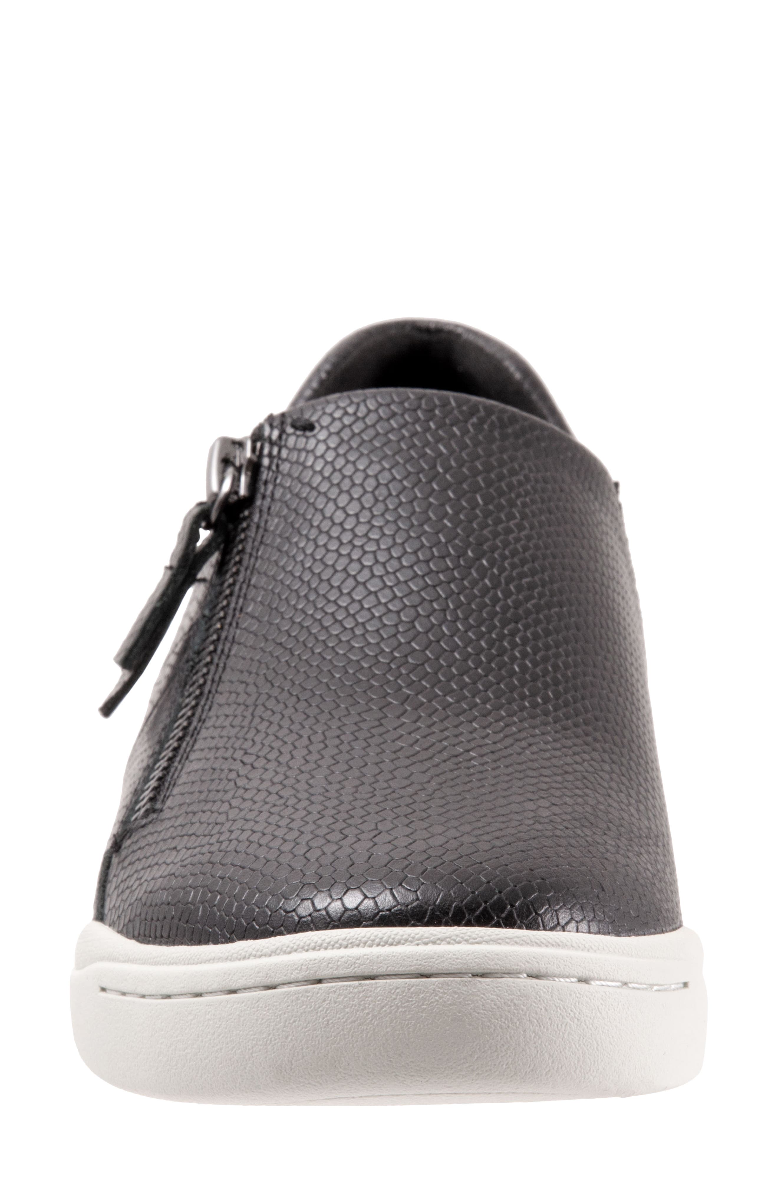 SoftWalk<sup>®</sup> Arezzo Sneaker, Alternate, color, 