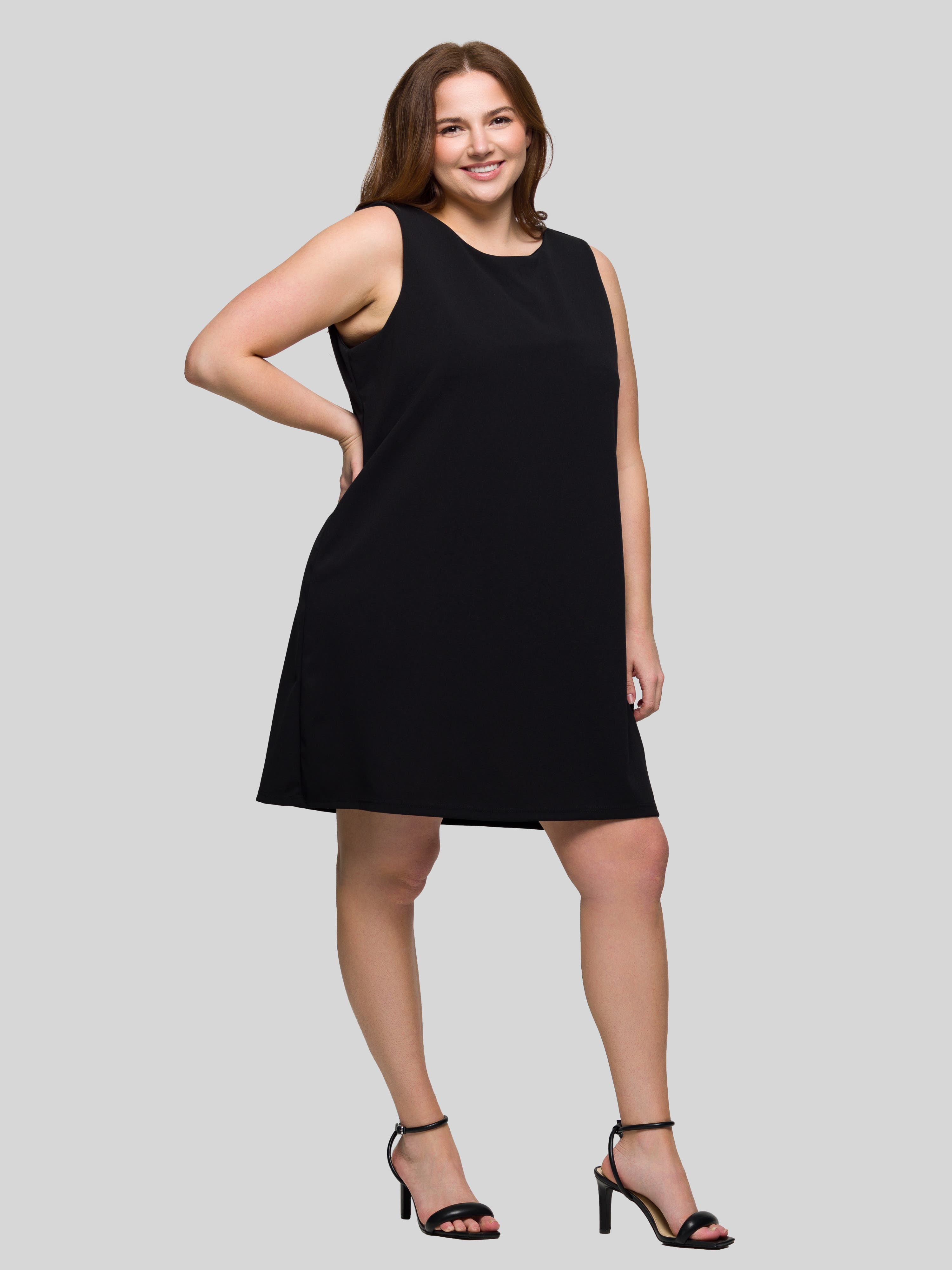 Plus Size Solid Round Neck Sleeveless Mini Shift Dress - image 2