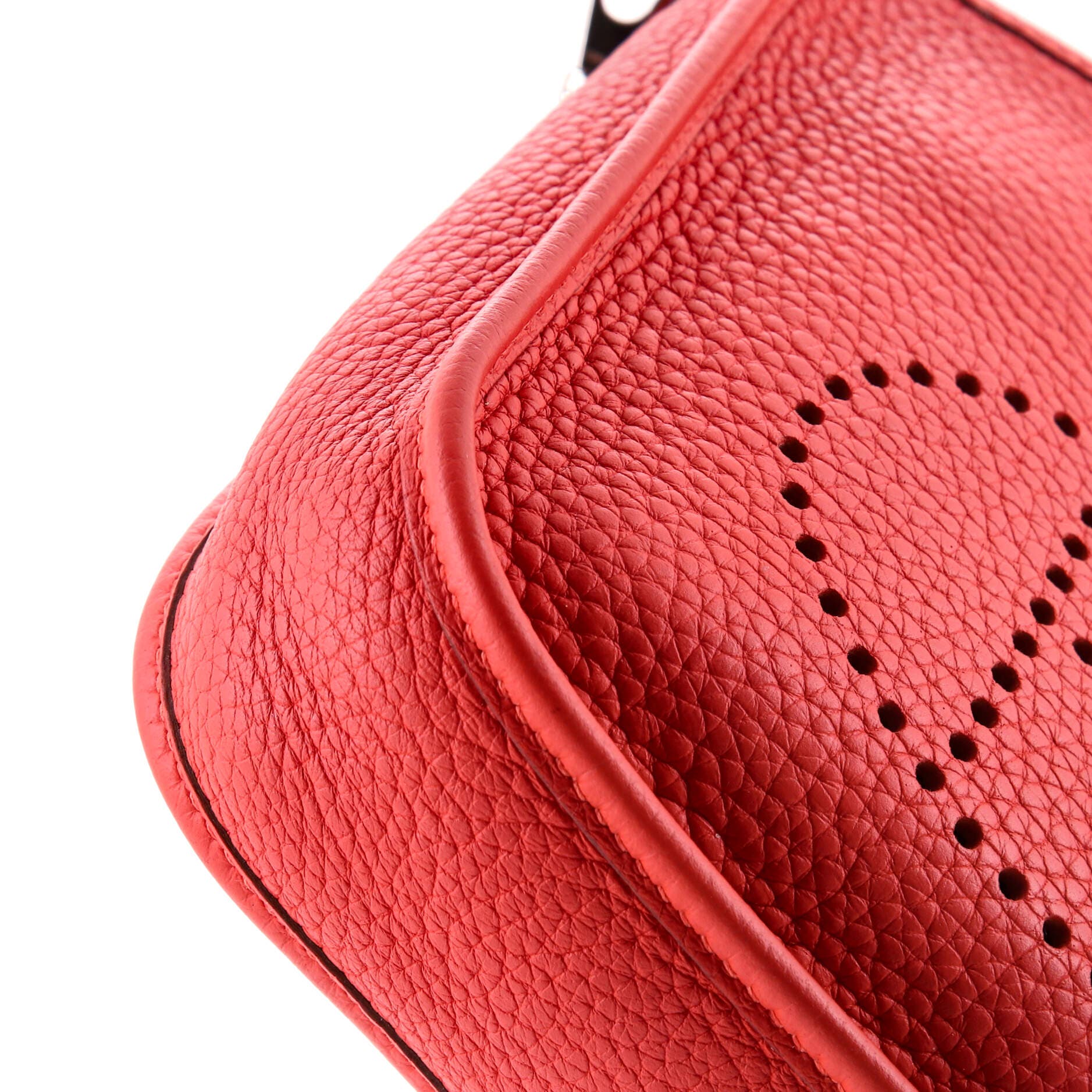 Pre-Owned Hermes Evelyne Bag Gen III Clemence TPM, Alternate, color, Rouge Pivoine