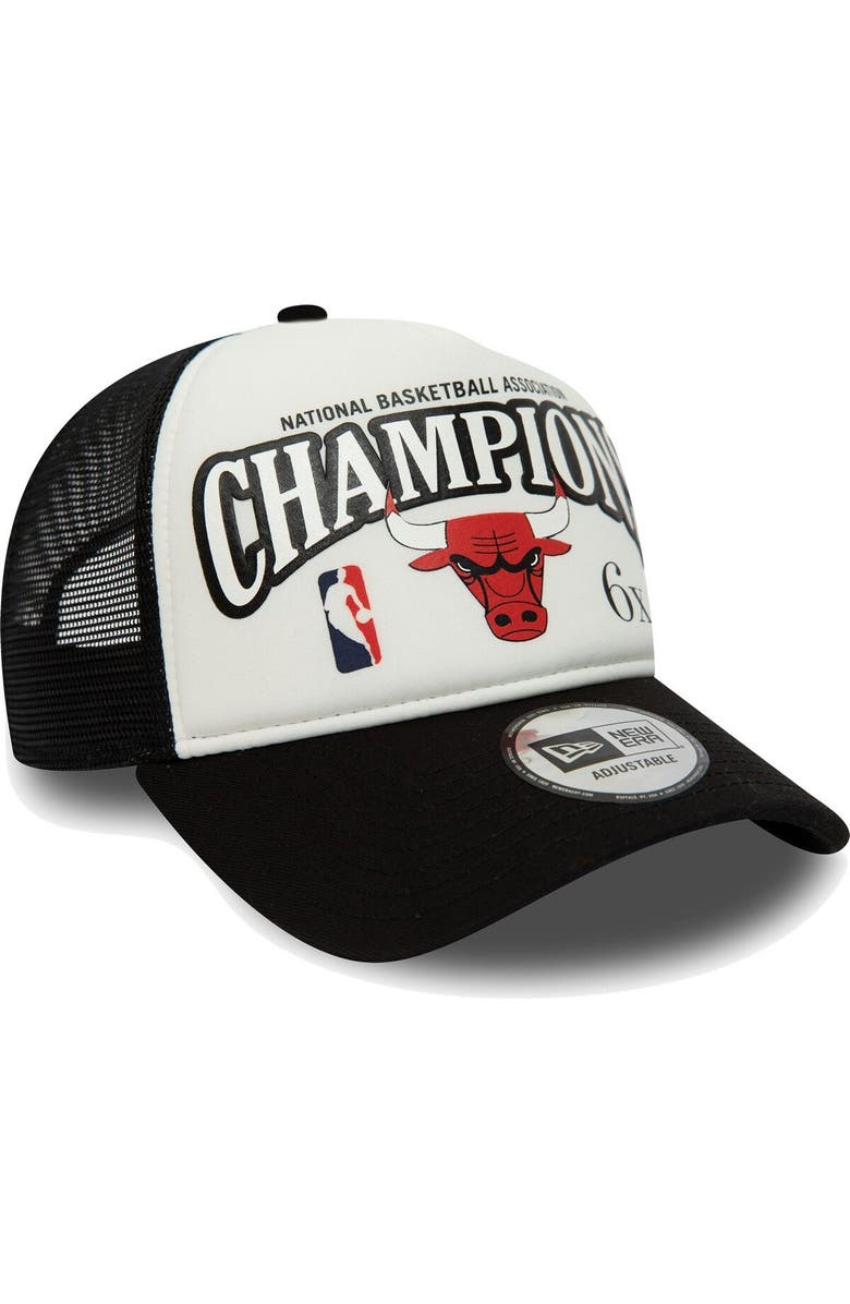 New Era Men's New Era White/Black Chicago Bulls 6x League Champs Commemorative 9FORTY Trucker Snapback Hat, Alternate, color, 