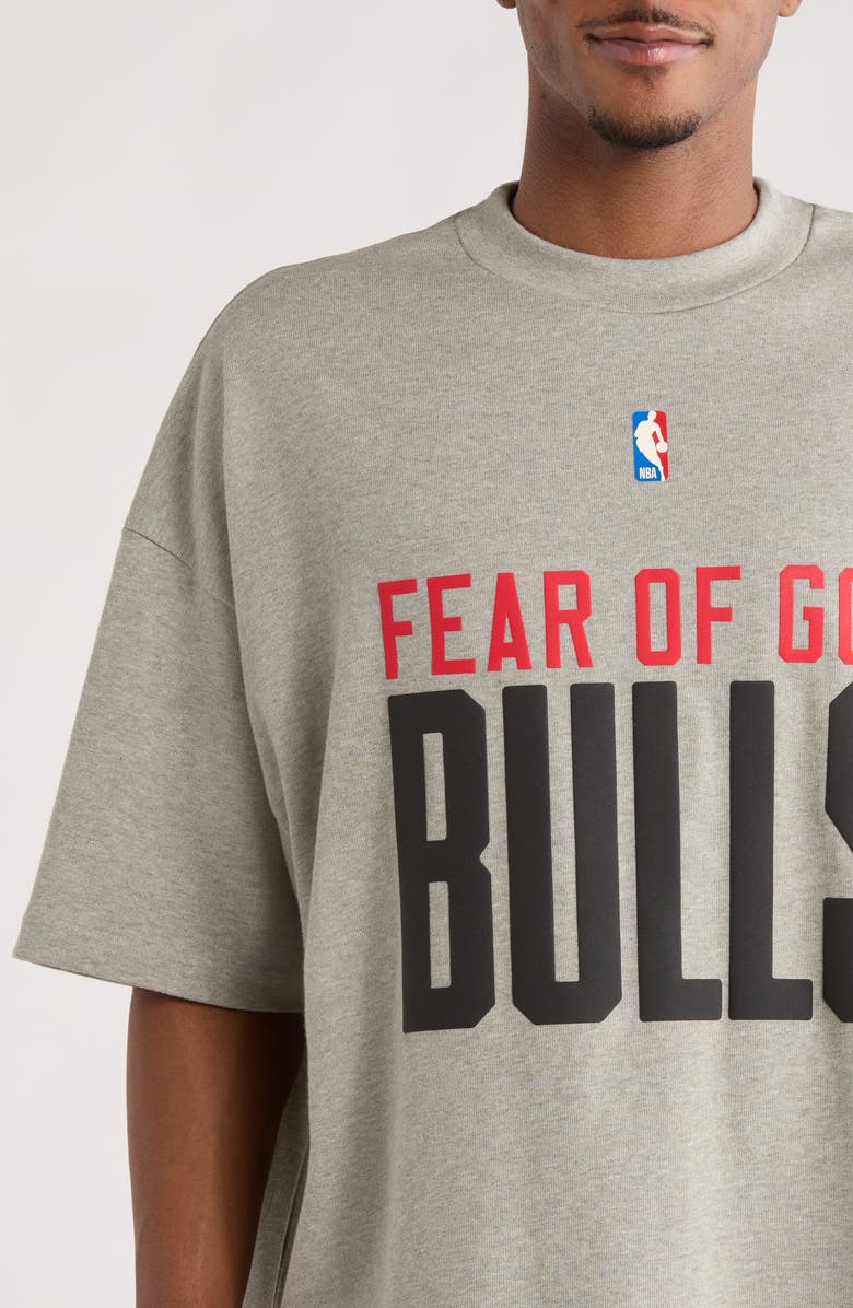 Fear of God Essentials NBA Bulls '90s Fit Cotton Graphic T-Shirt, Alternate, color, Concrete Heather