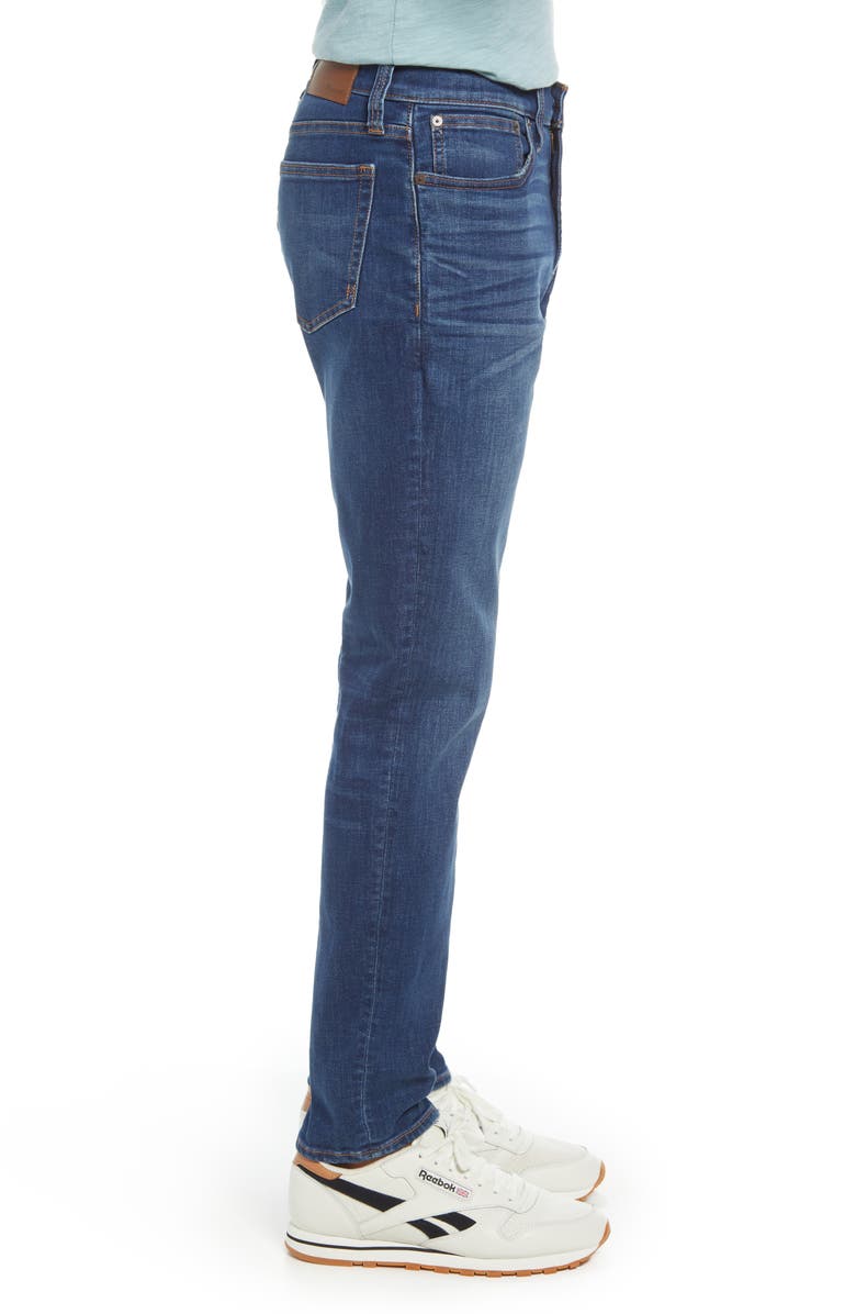 Madewell Everyday Flex CoolMax<sup>®</sup> Athletic Fit Jeans, Alternate, color, Leeward Wash