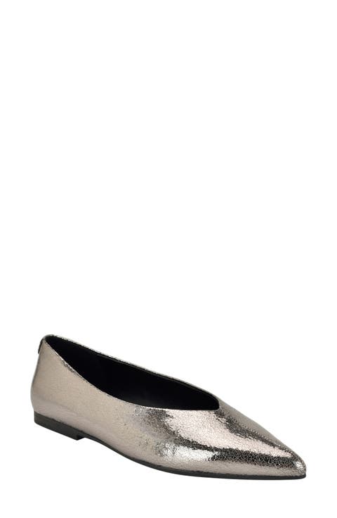 Gemeen Pointed Toe Flat