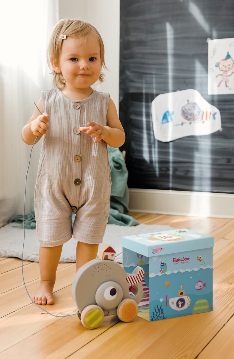 Bababoo and friends<sup>®</sup> Wilma Whale Pull Along, Alternate, color, Grey