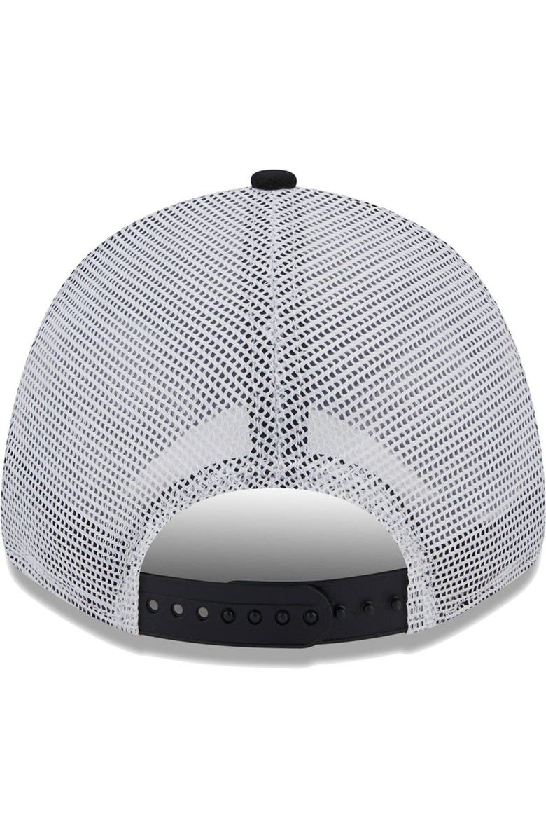 New Era Men's New Era Black/White Pittsburgh Steelers Logo Patch Trucker 9FORTY Snapback Hat, Alternate, color, 