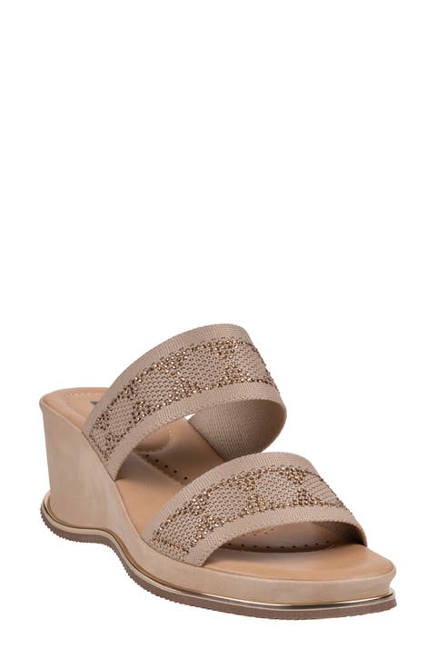 Maycee Wedge Sandal (Women)
