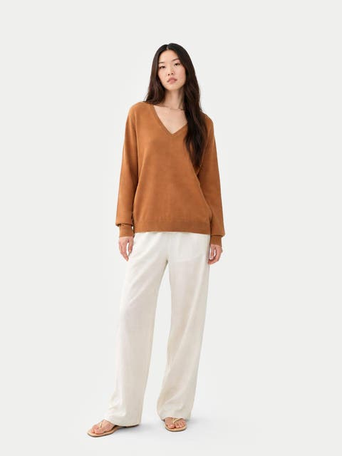 Essential Cashmere V-Neck Sweater