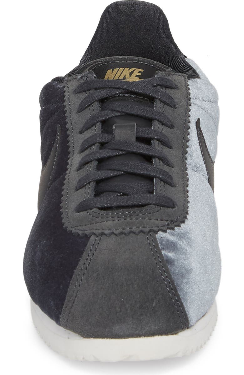 Nike Classic Cortez SE Sneaker, Alternate, color,