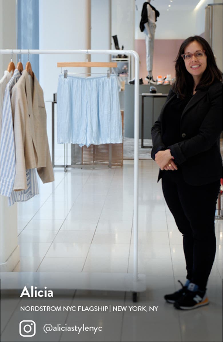 Crushed Pleat Shorts, sales video thumbnail