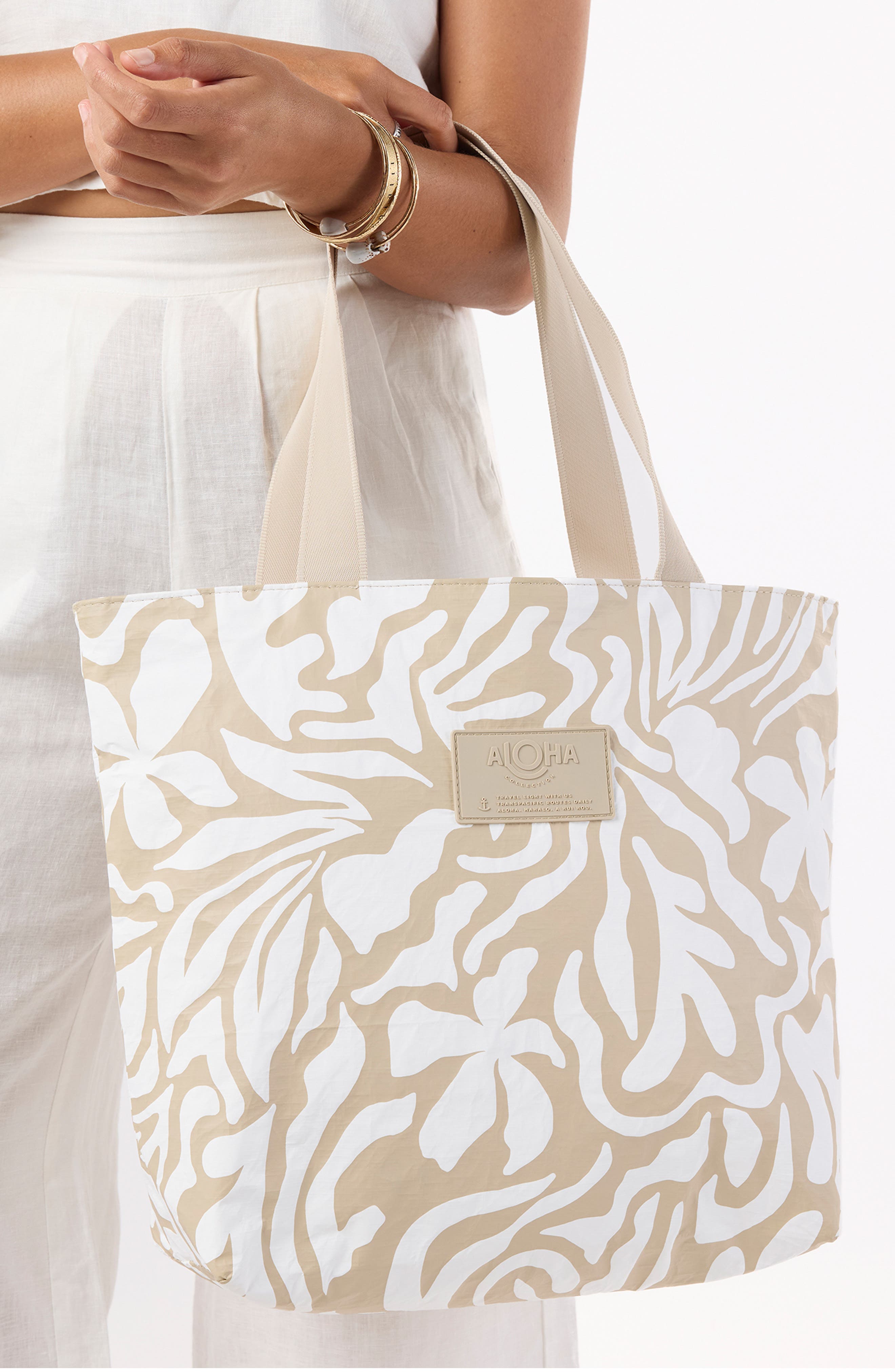 Aloha Collection Day Tripper Float Water Resistant Tote, Alternate, color, Latte