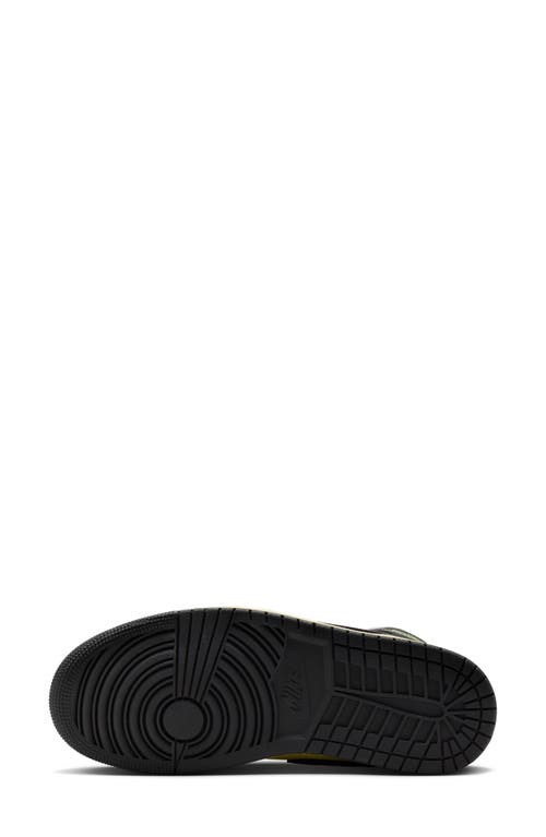 Jordan Air 1 Mid Se Velvet Basketball Sneaker In Green