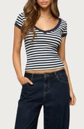 EDIKTED Antonela Stripe V-Neck T-Shirt