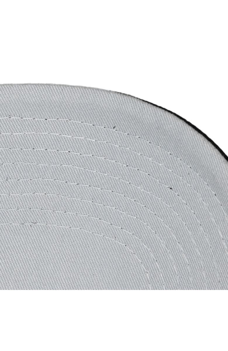 Mitchell & Ness Men's Mitchell & Ness Gold/Black Boston Bruins Underarch Two-Tone Pro Crown Snapback Hat, Alternate, color, Gold