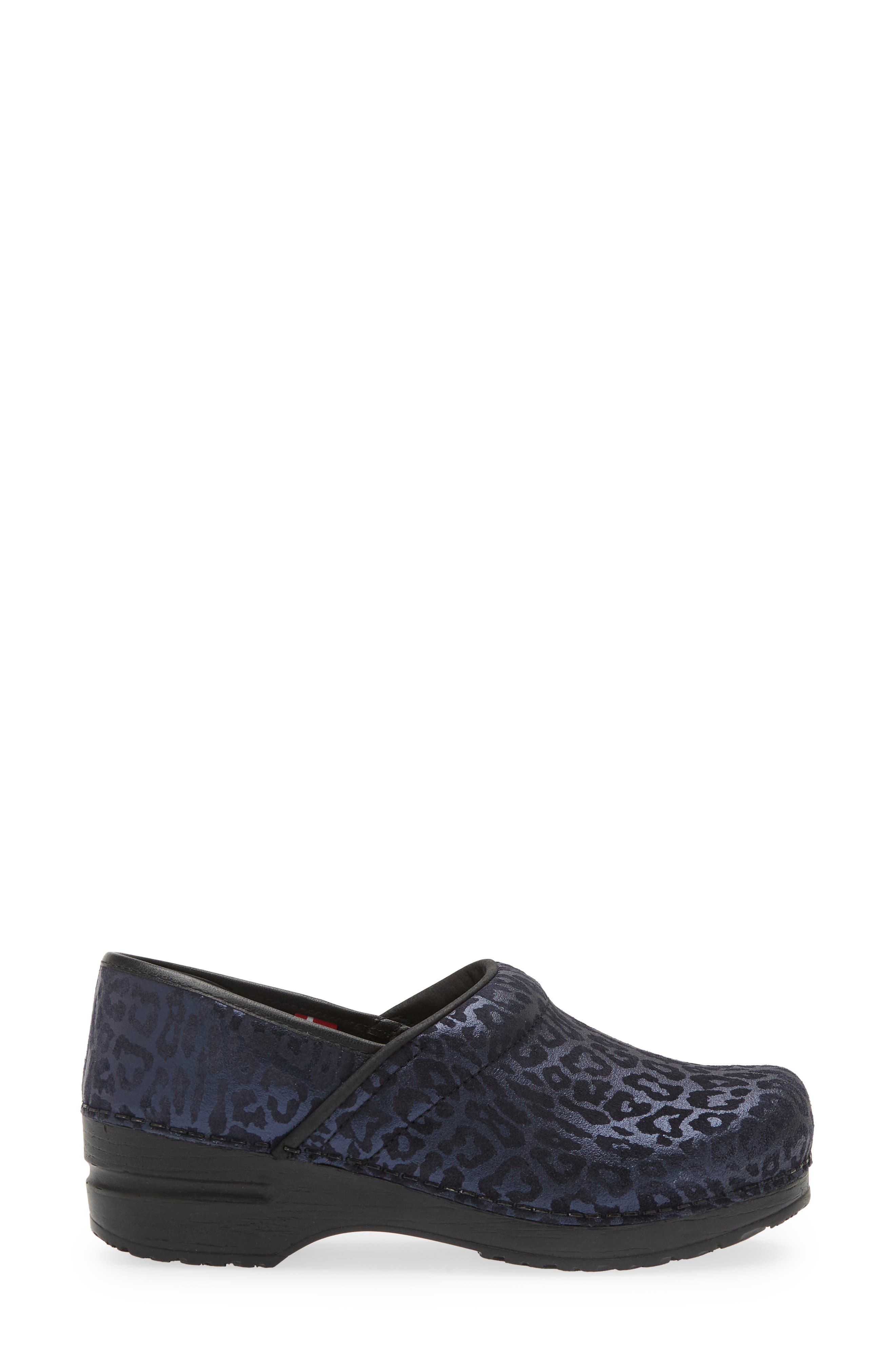 Sanita Pardus Leopard Print Clog, Alternate, color, Navy