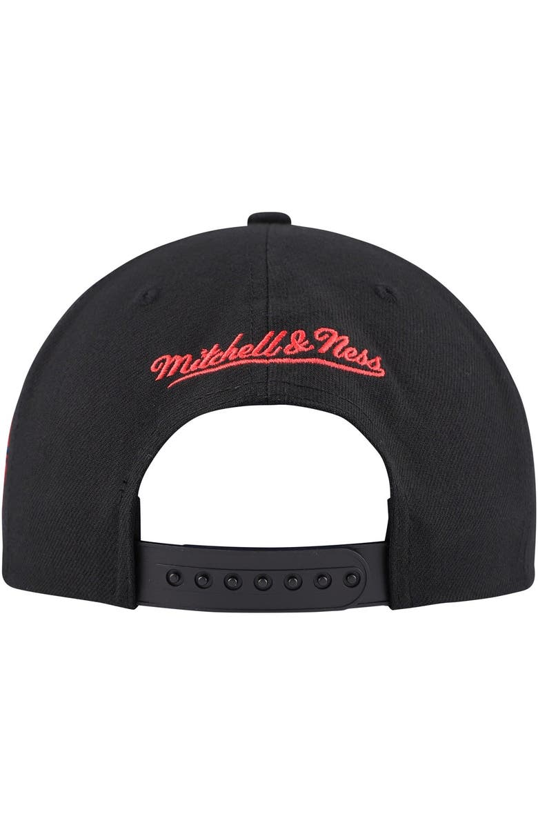 Mitchell & Ness Men's Mitchell & Ness Black Winnipeg Jets Core Team Script 2.0 Snapback Hat, Alternate, color, Black